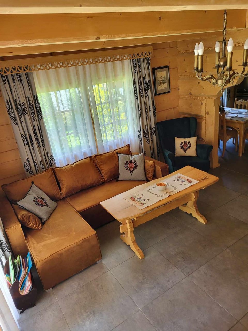 Living room, Seating area