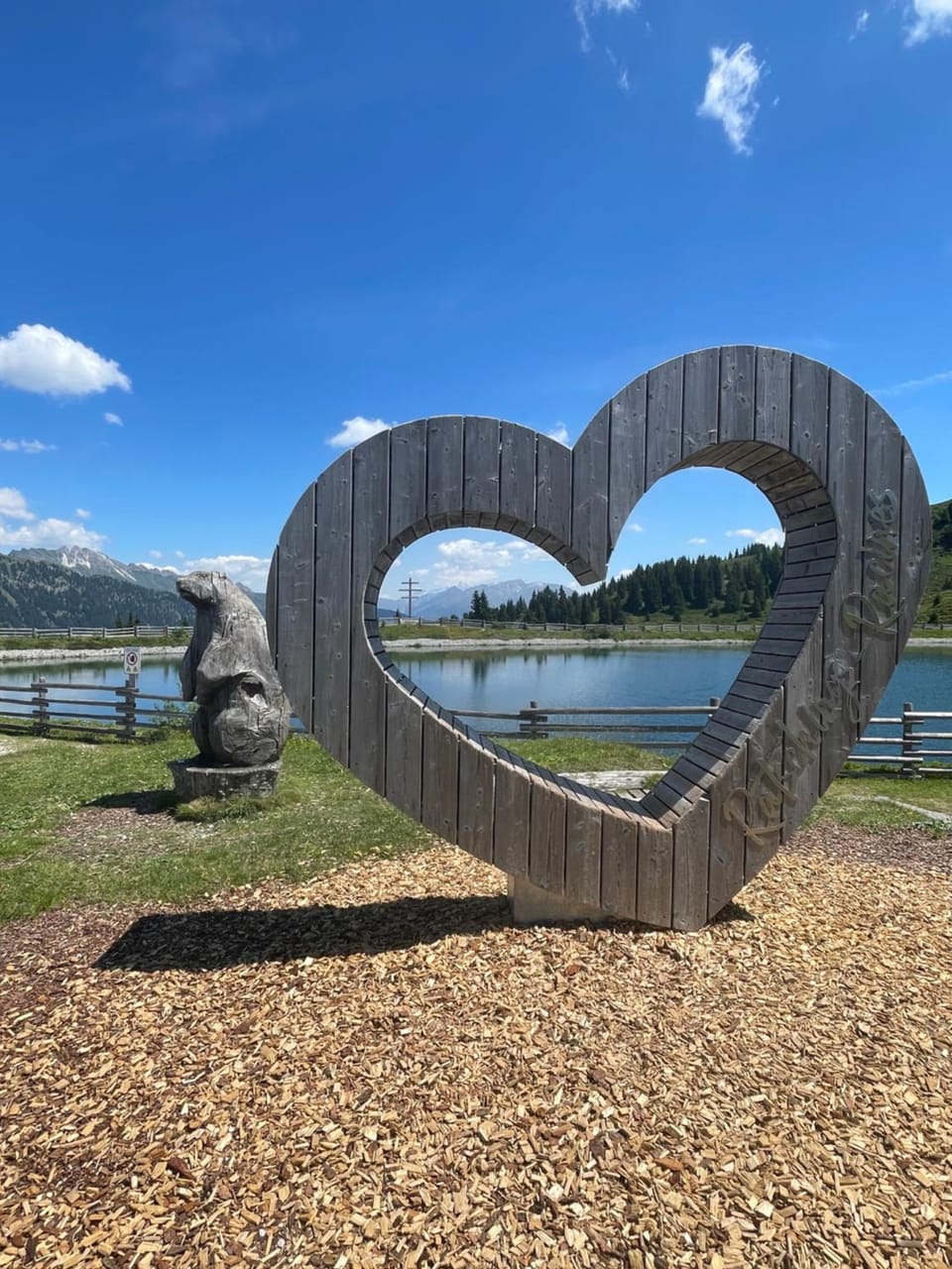 Nearby landmark, Natural landscape