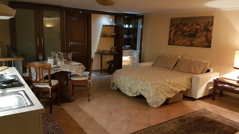 Bed, Photo of the whole room