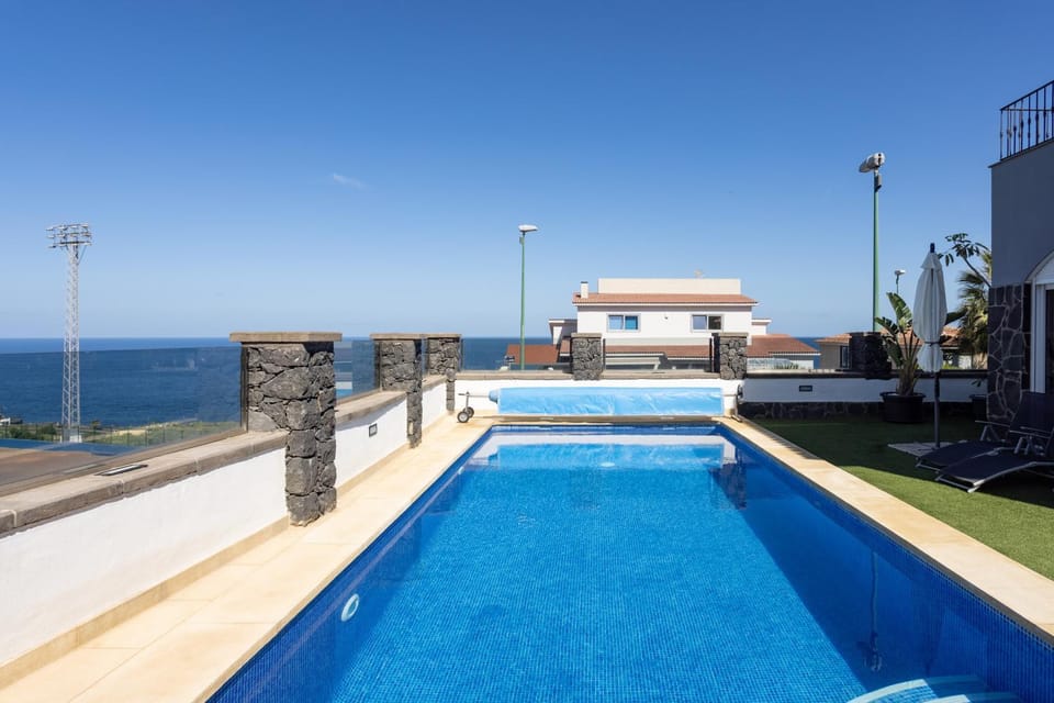 Sea view, Swimming pool