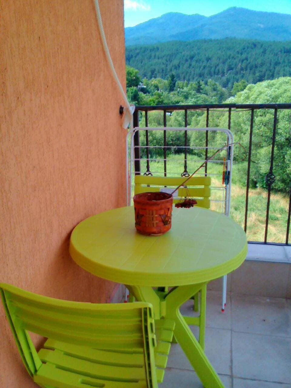 Balcony/Terrace, Mountain view