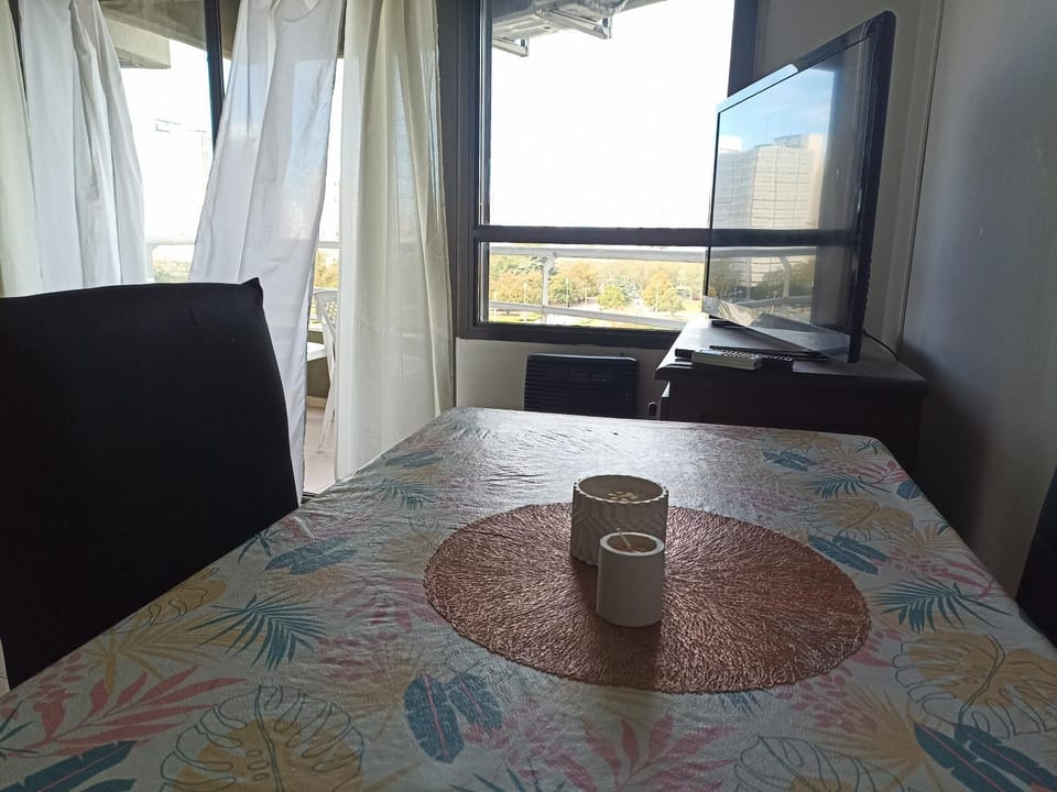 Departamento Plaza Moreno con balcón Apartment in La Plata