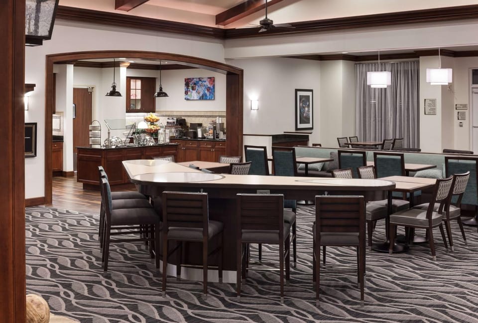 Communal lounge/ TV room, Lobby or reception