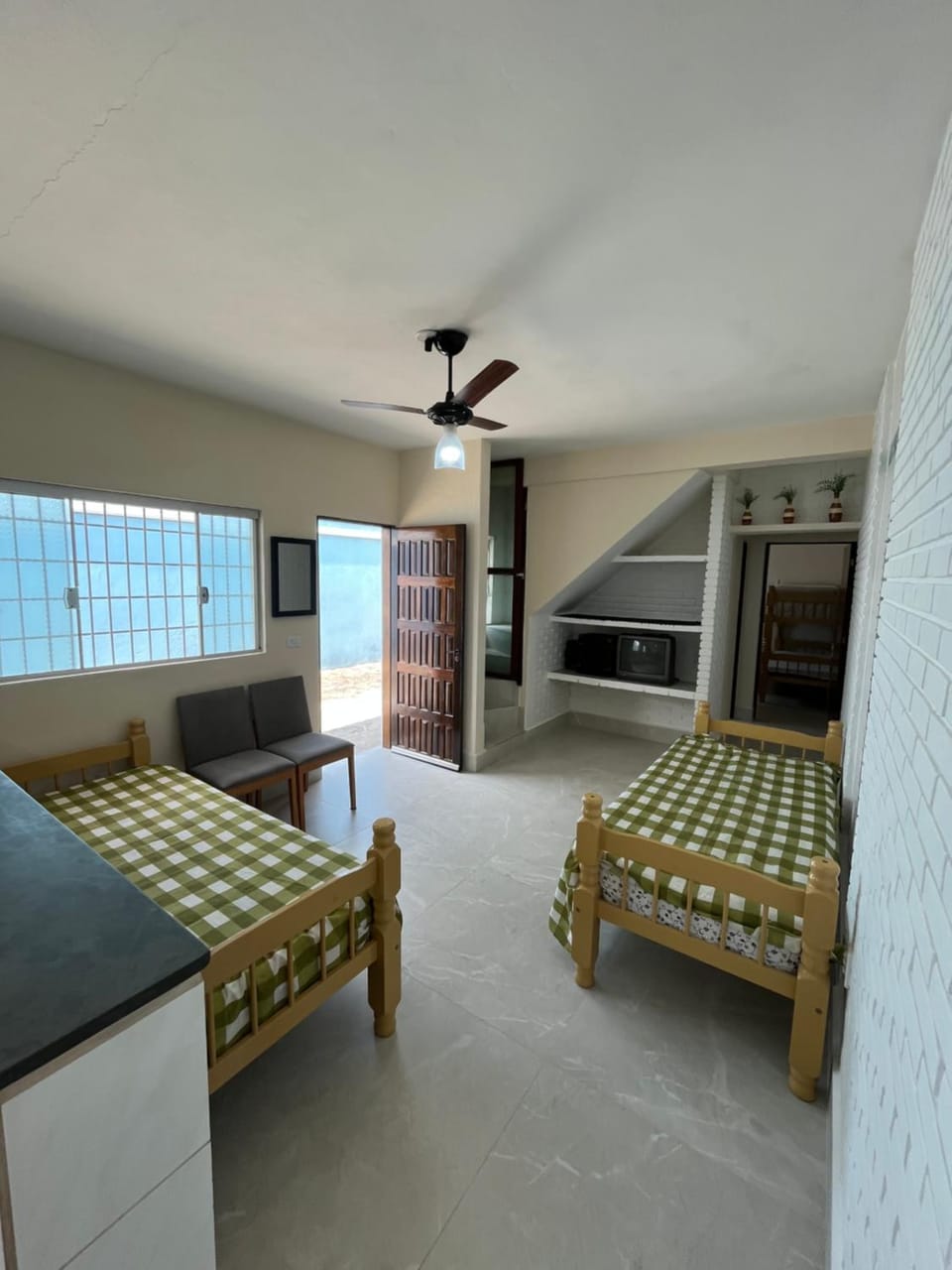 Casa com Amplo quintal no Canto do Mar House in Caraguatatuba