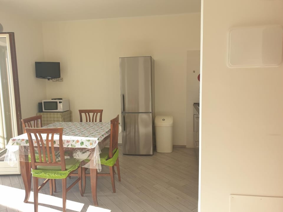 Living room, kitchen