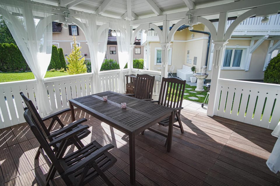 Patio, Balcony/Terrace