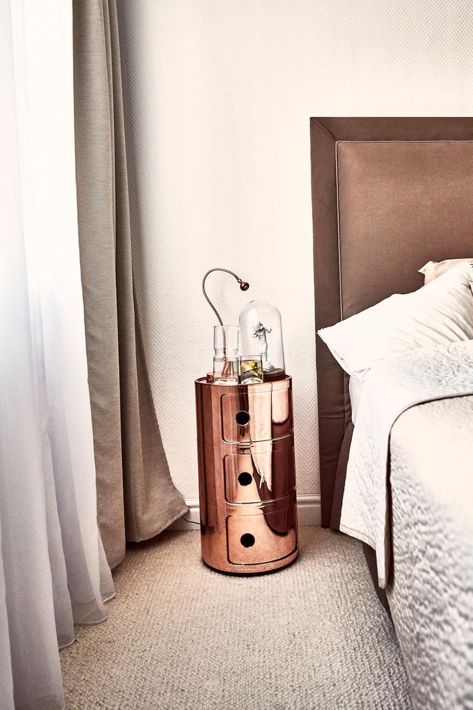 Bed, Photo of the whole room, Decorative detail, Bedroom