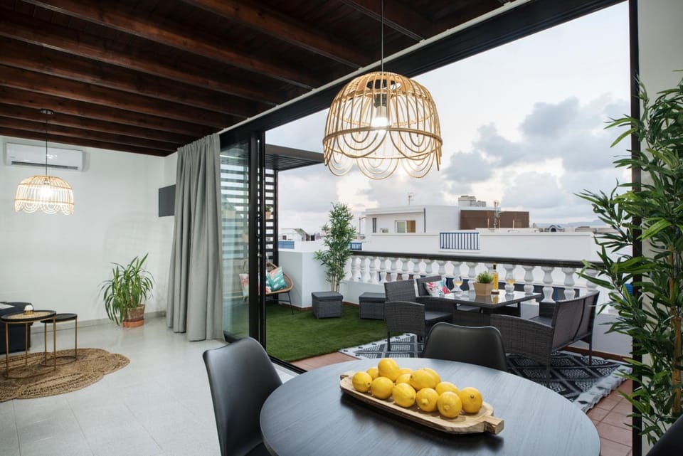 Balcony/Terrace, Living room