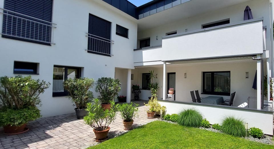 Property building, Balcony/Terrace