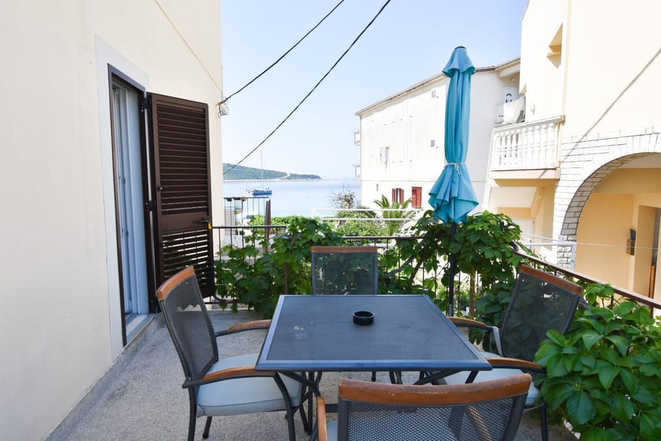 View (from property/room), Balcony/Terrace, Sea view