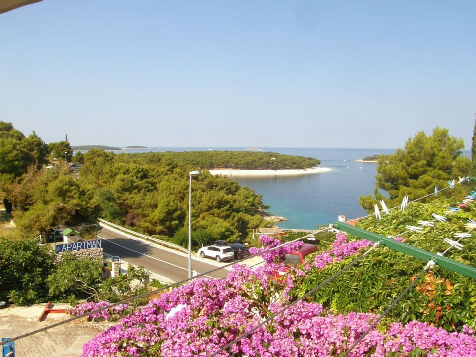 View (from property/room), Balcony/Terrace, Sea view