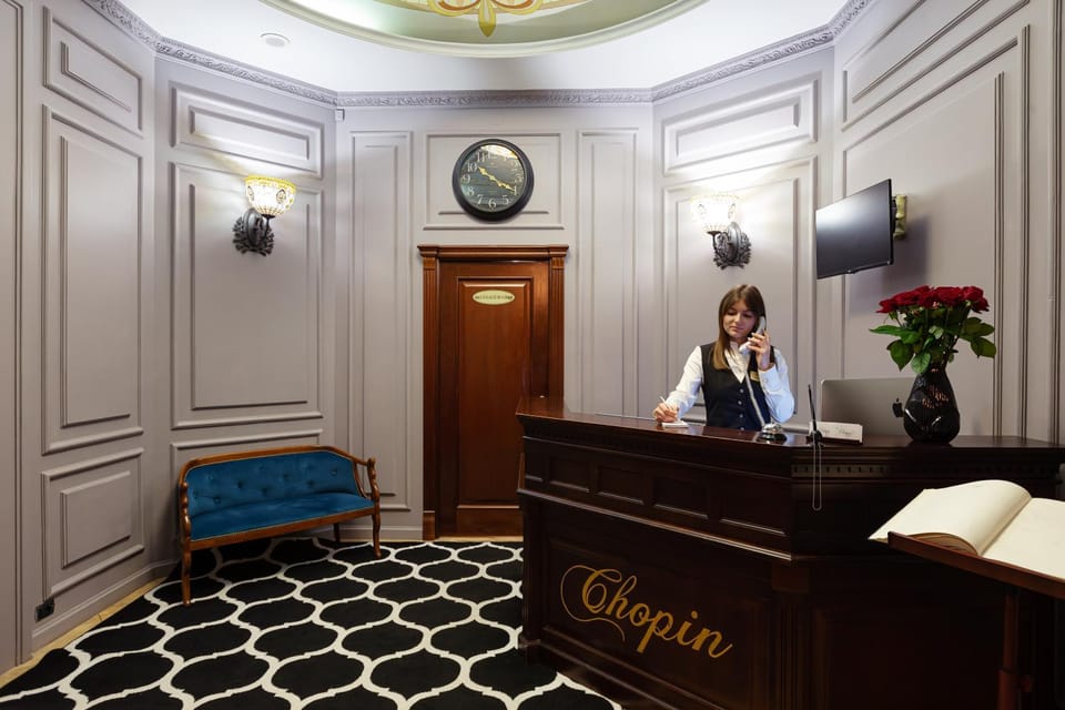 Staff, Lobby or reception, storage