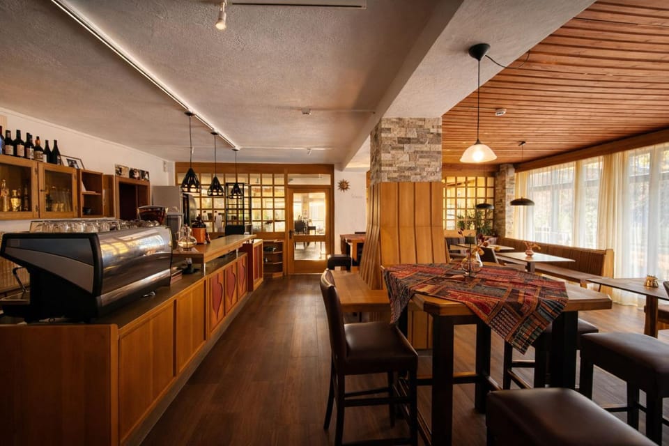 Lounge or bar