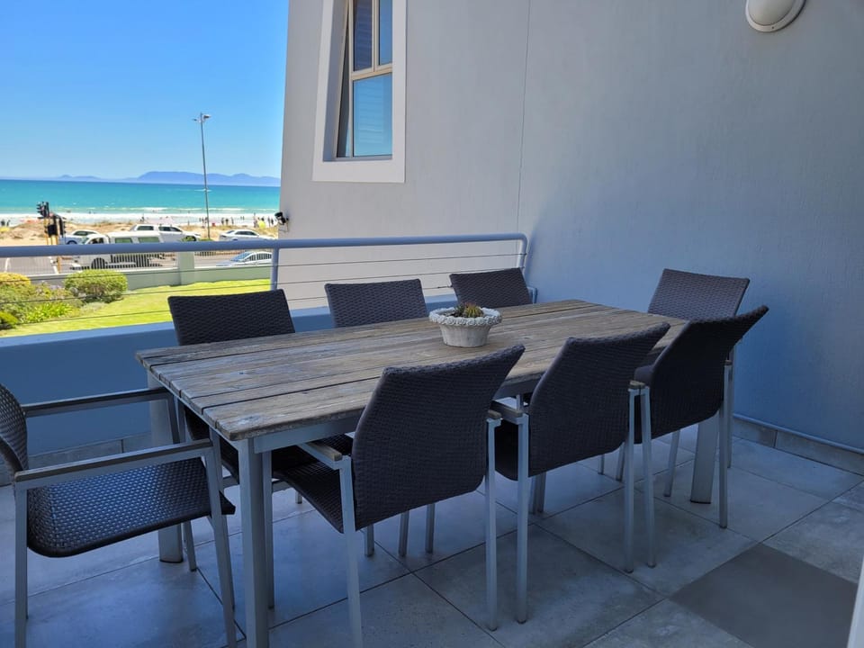109 da Gama on Beach Apartment in Cape Town