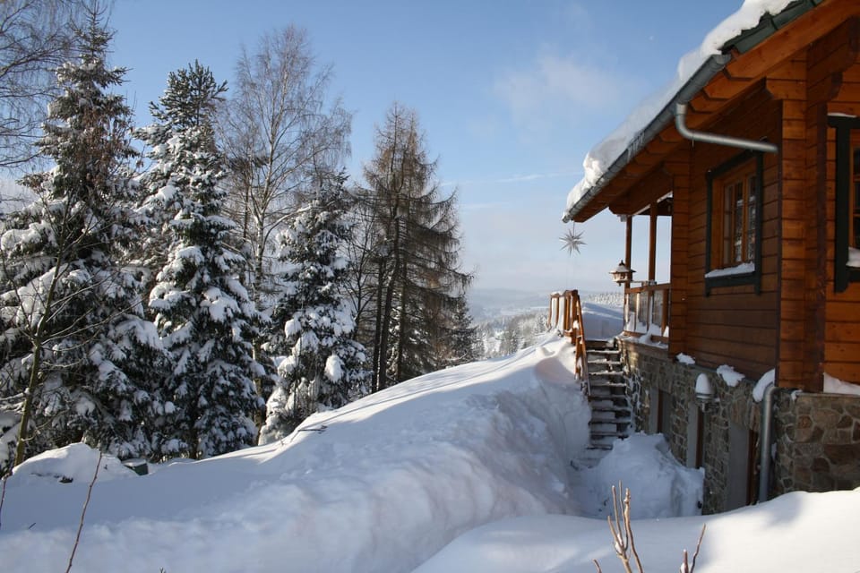 Property building, Facade/entrance, Day, Winter