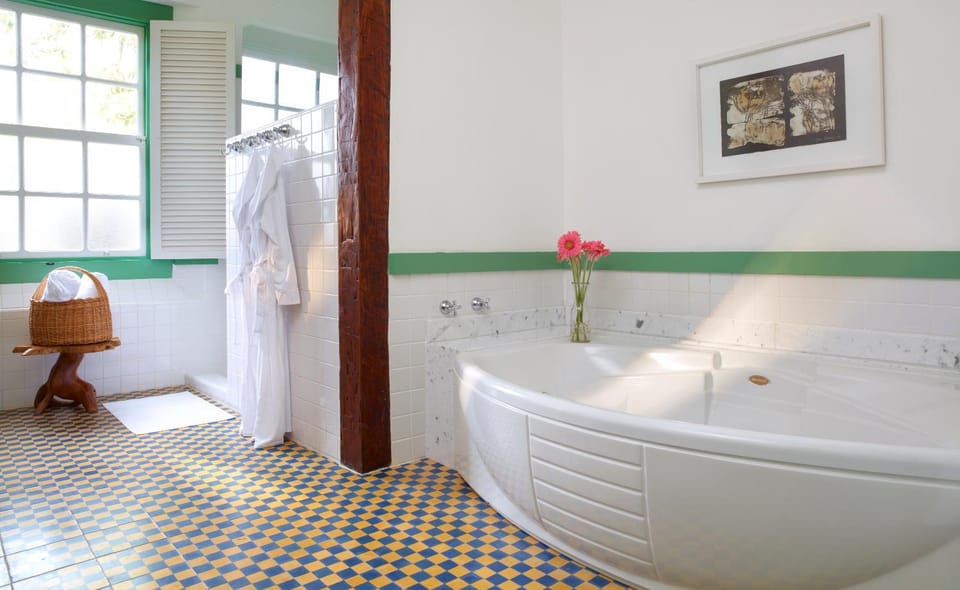 Hot Tub, Bathroom, Bathroom, Decorative detail