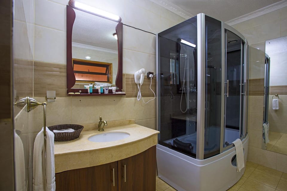 Bathroom, Bath