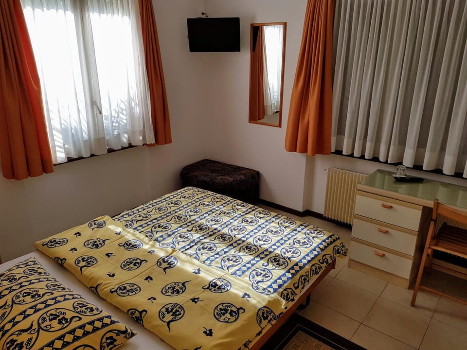 Garni Molinazzo Bed and Breakfast in Lugano