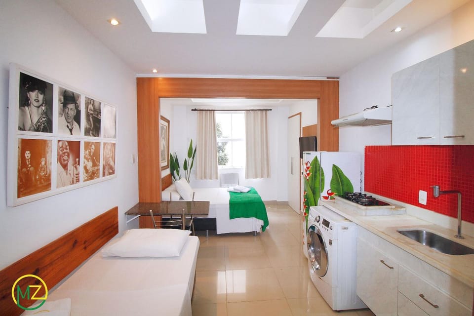 Cozy mini studio in Copacabana Apartment in Rio de Janeiro