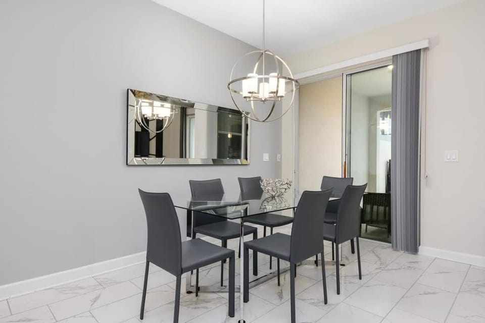 Four Bedrooms w/ Pool TownHome 4841 House in Kissimmee