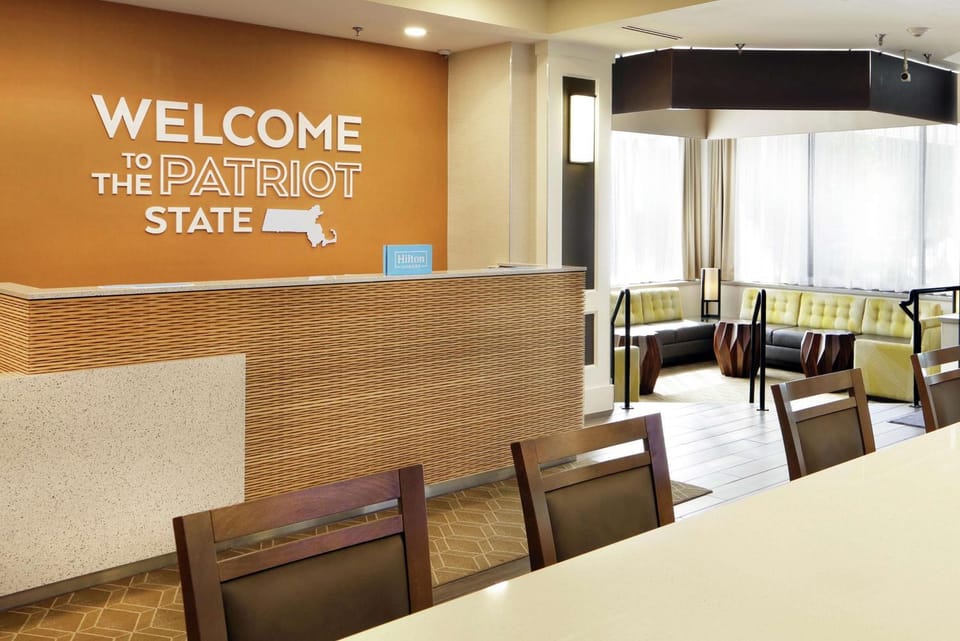 Lobby or reception, Lobby or reception