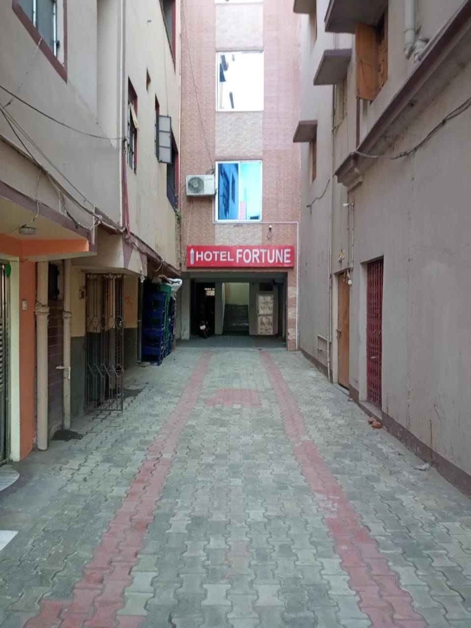 Facade/entrance, Property logo or sign