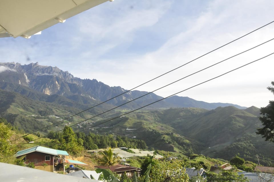 Azrien Homestay Kundasang House in Sabah