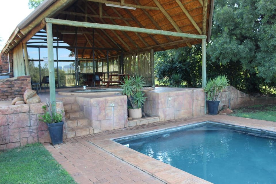 Property building, Pool view, Swimming pool