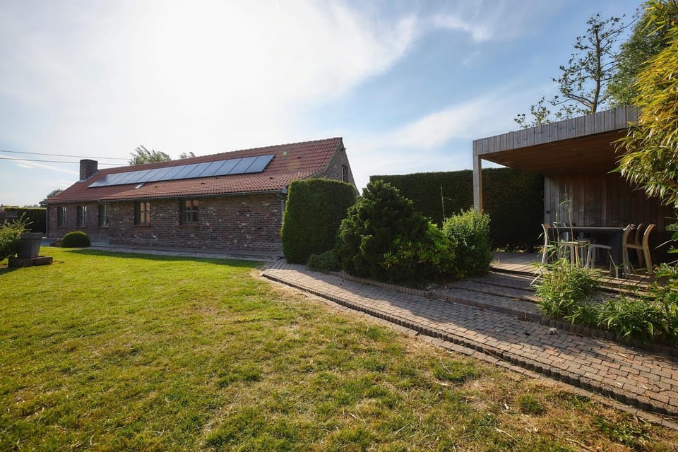 Property building, Garden