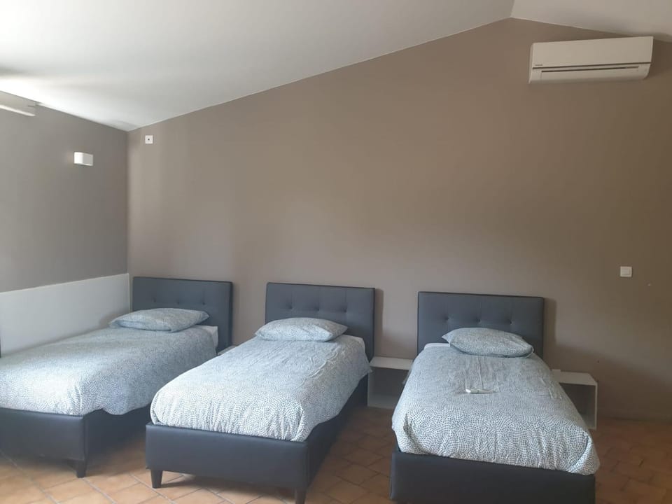 L'Oustaou Bed and Breakfast in Provence-Alpes-Côte d'Azur