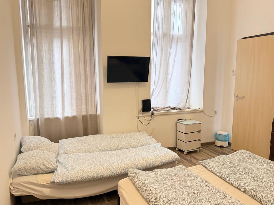 Michael Apartment with 2 Rooms near Gozsdu udvar Apartment in Budapest
