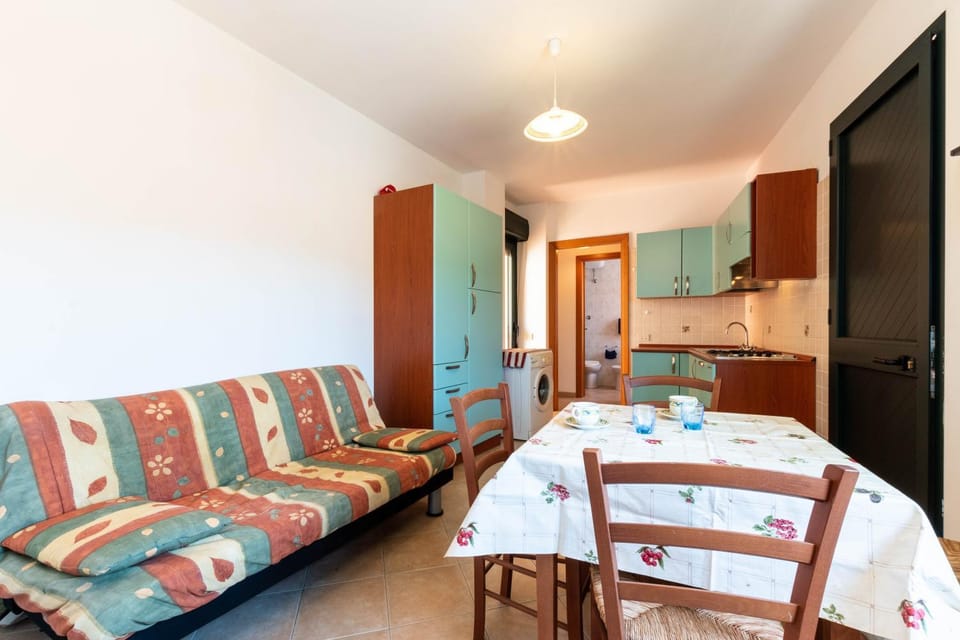 Property building, Living room, Bedroom
