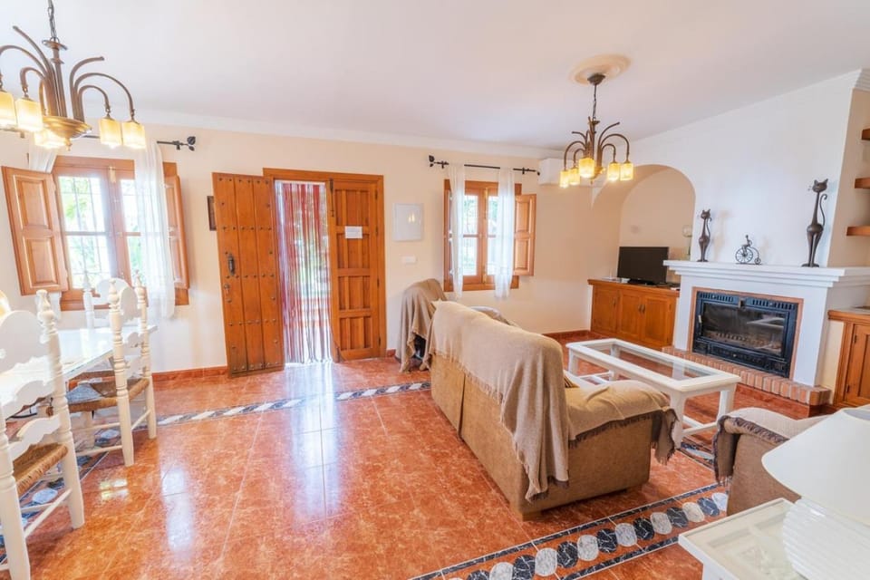 Villa Jardín de Mari Villa in Nerja