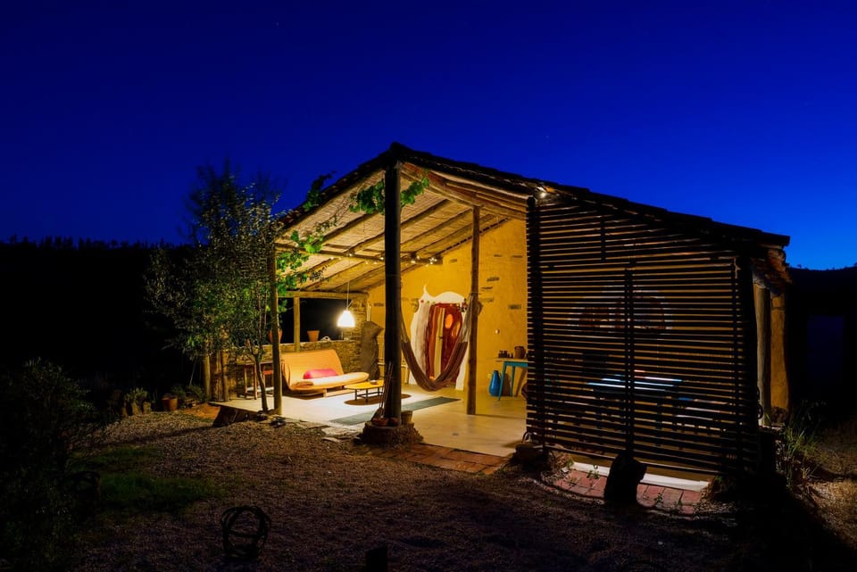Facade/entrance, Summer, Balcony/Terrace, On site, Sunrise