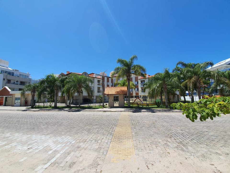 Property building, Facade/entrance, Neighbourhood