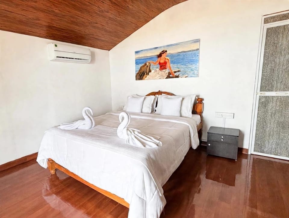 Bedroom, air conditioner