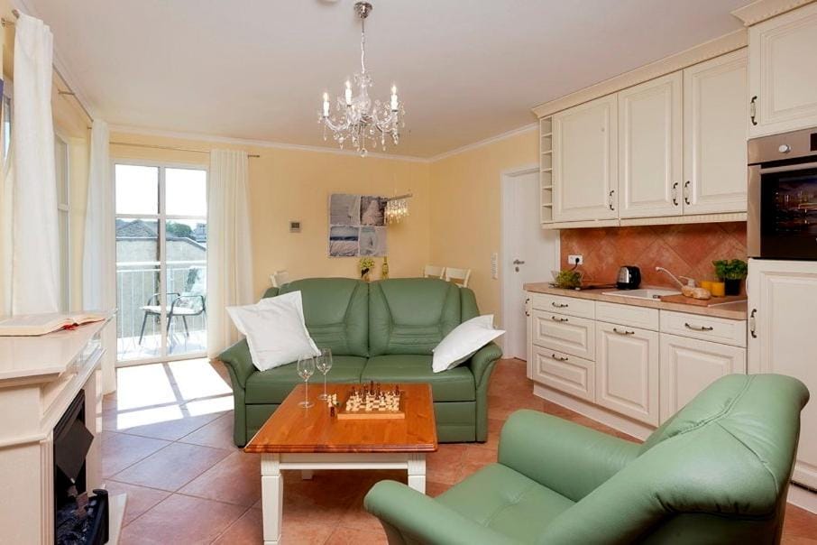 Kitchen or kitchenette, Living room