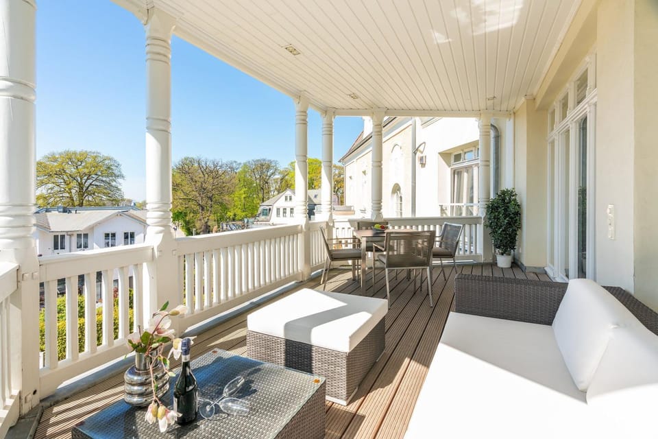 Day, View (from property/room), Balcony/Terrace, Seating area
