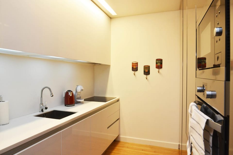 Coffee/tea facilities, Kitchen or kitchenette, pet friendly, stove