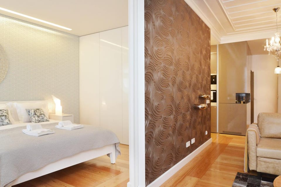 Bed, Living room, Photo of the whole room, Seating area, Bedroom