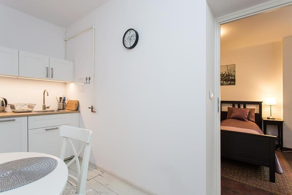 Kitchen or kitchenette, Other, Dining area