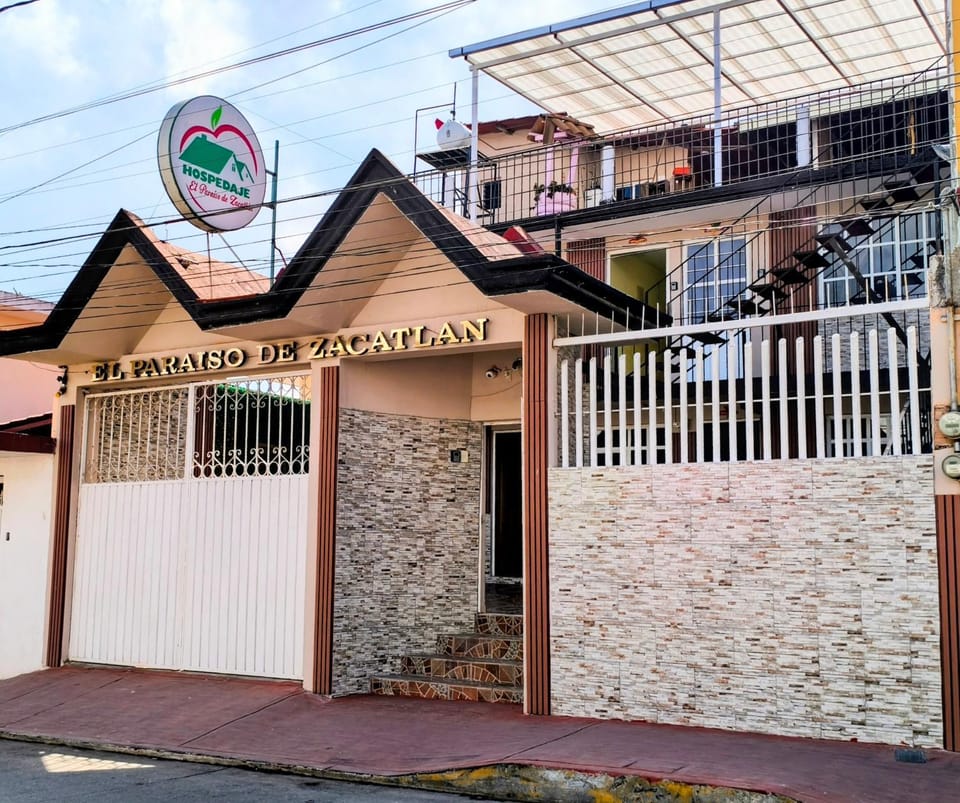El paraíso de Zacatlán DEPARTAMENTO con JARDÍN y Lumbrera, 11 personas Bed and Breakfast in State of Puebla