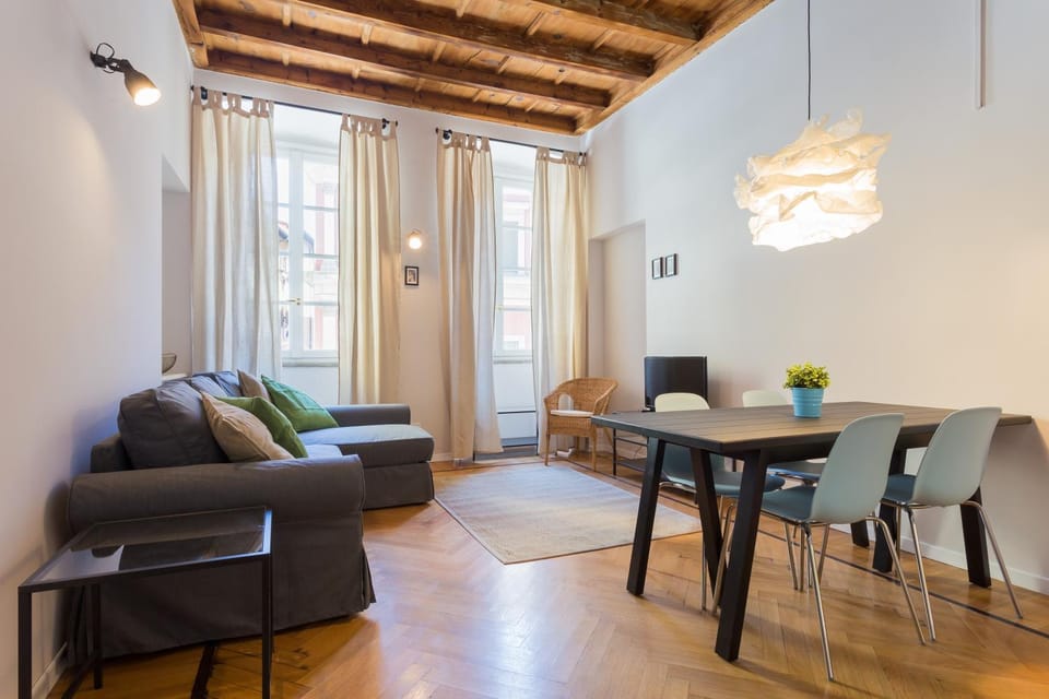TV and multimedia, Living room, Dining area