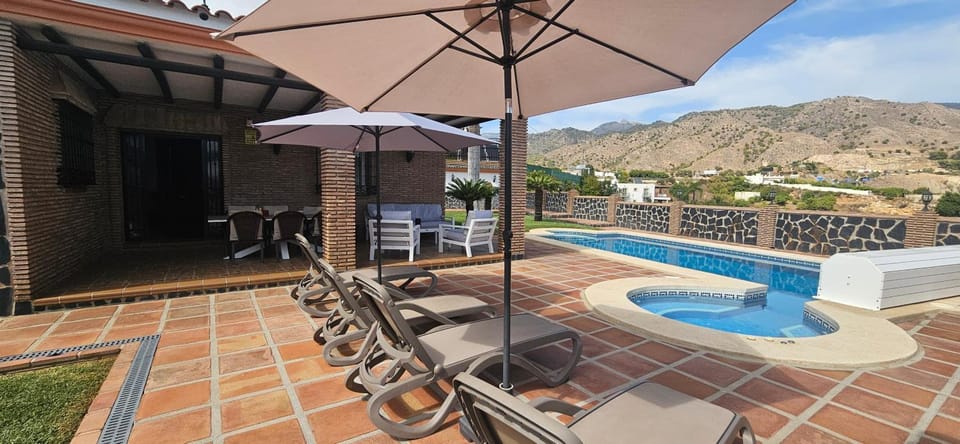 Villa Angelyn Villa in Nerja