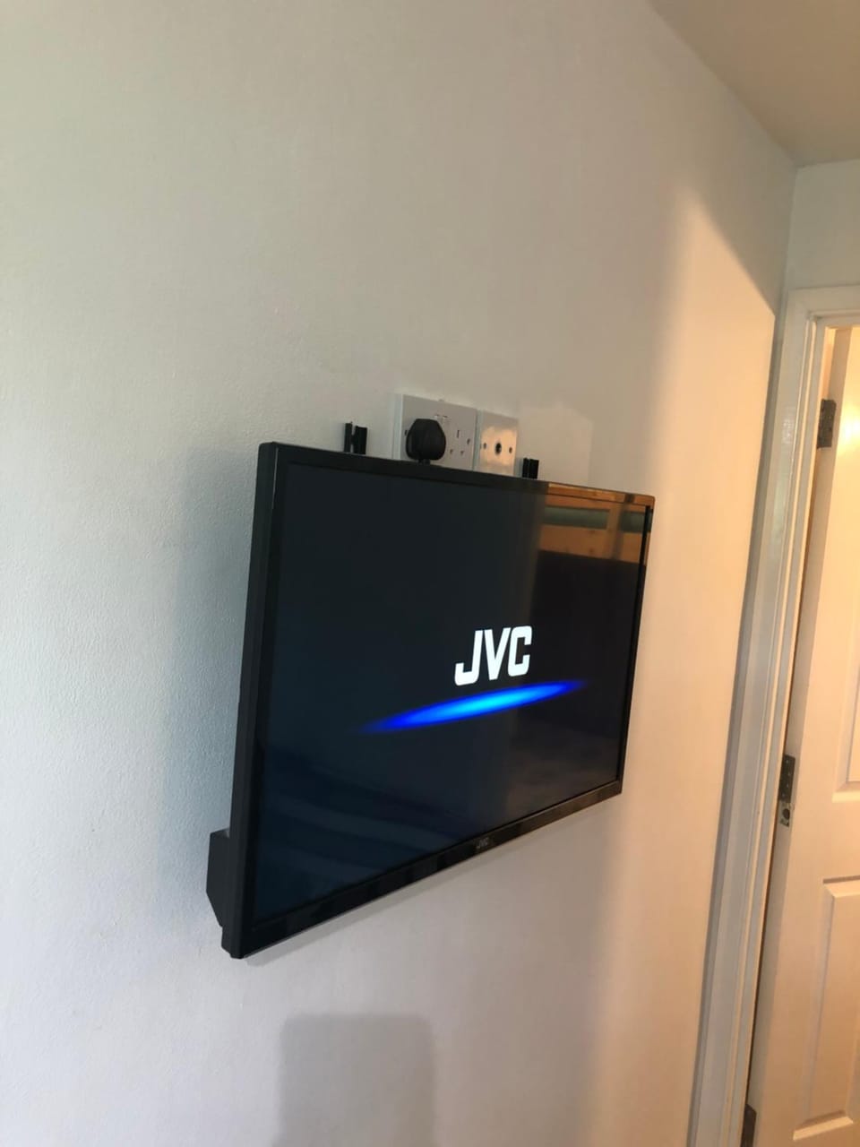 Cosy 2 bedroom Apartment -Heathrow Airport Apartment in Hayes