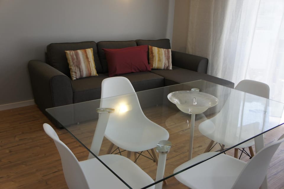 Communal lounge/ TV room, Area and facilities