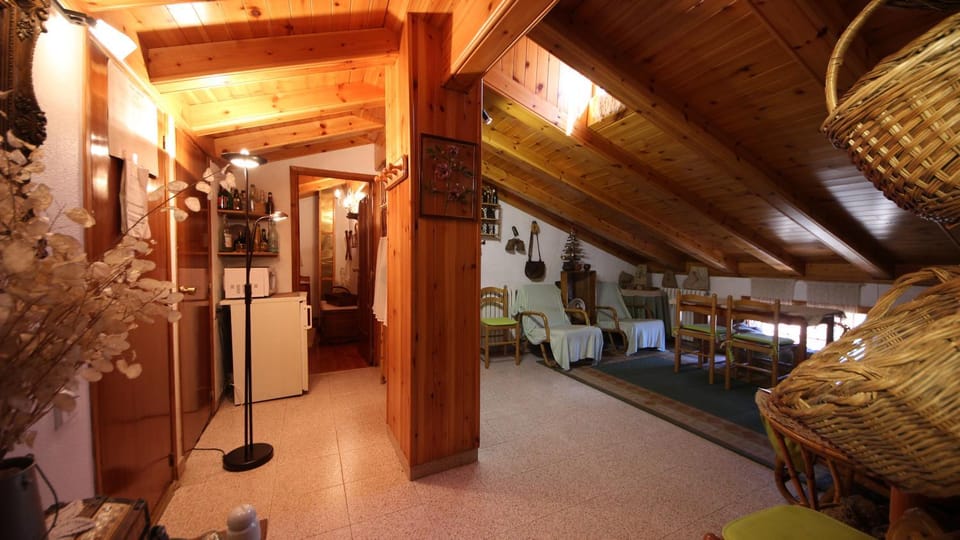 Living room, Lobby or reception
