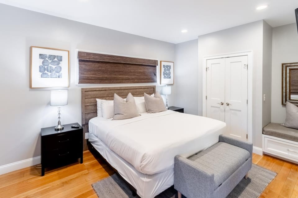 The Newport Lofts - 595 Thames Street House in Newport
