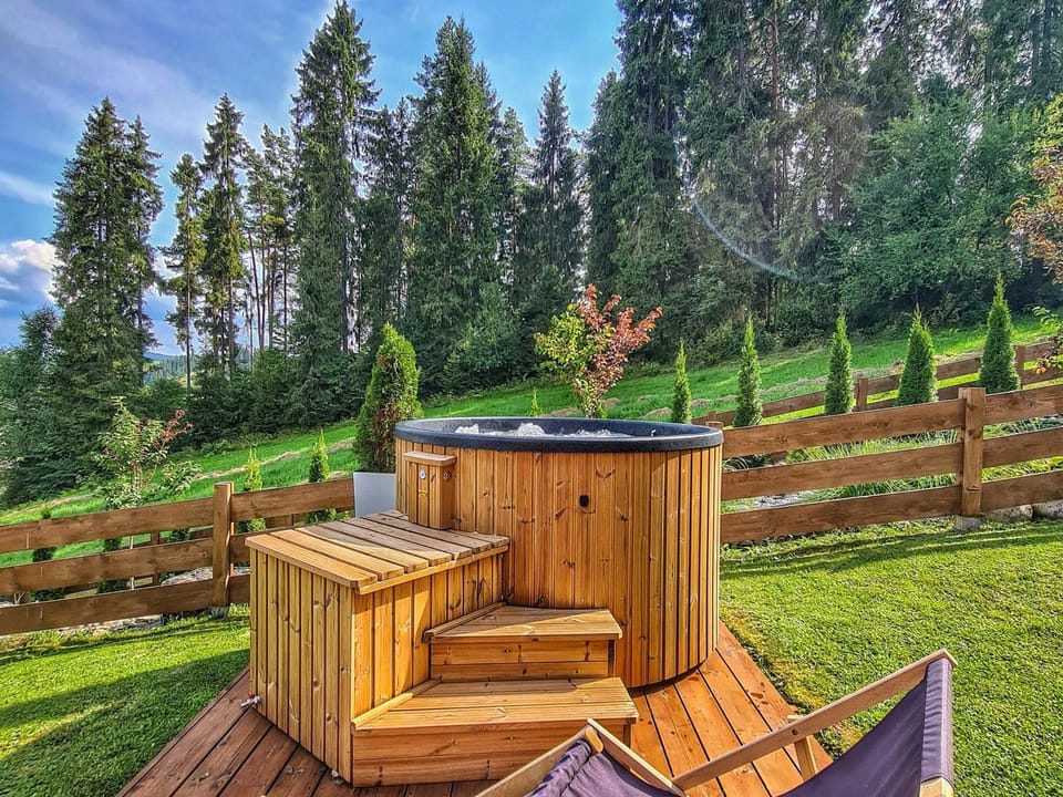 LK Resort Łapsze domy z prywatną balią i sauną Chalet in Lesser Poland Voivodeship