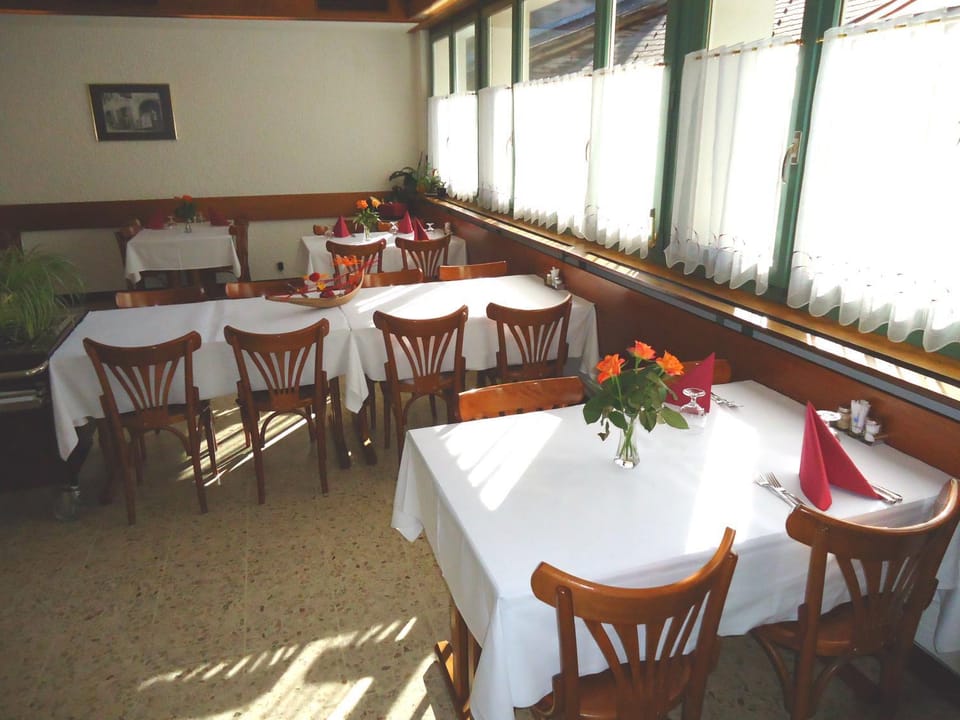 Restaurant/places to eat